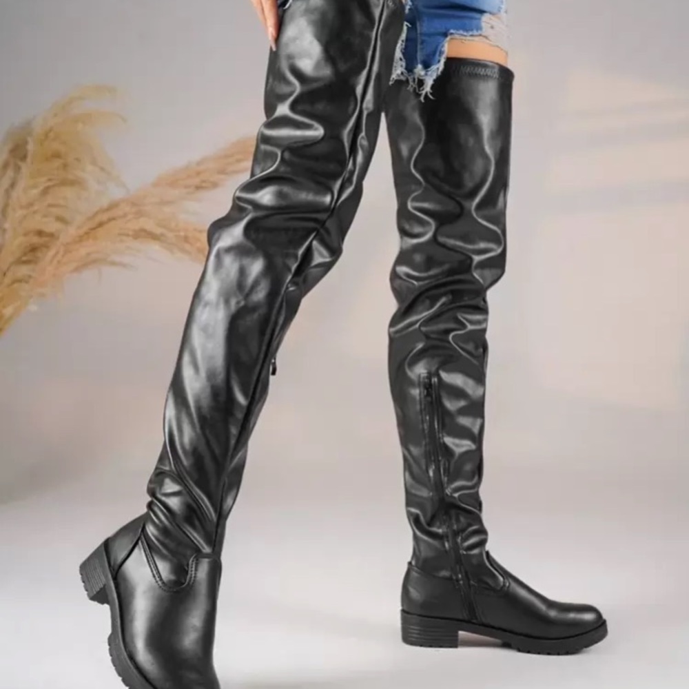 Women's Black Over-the-Knee Boots - Picture 7 of 7